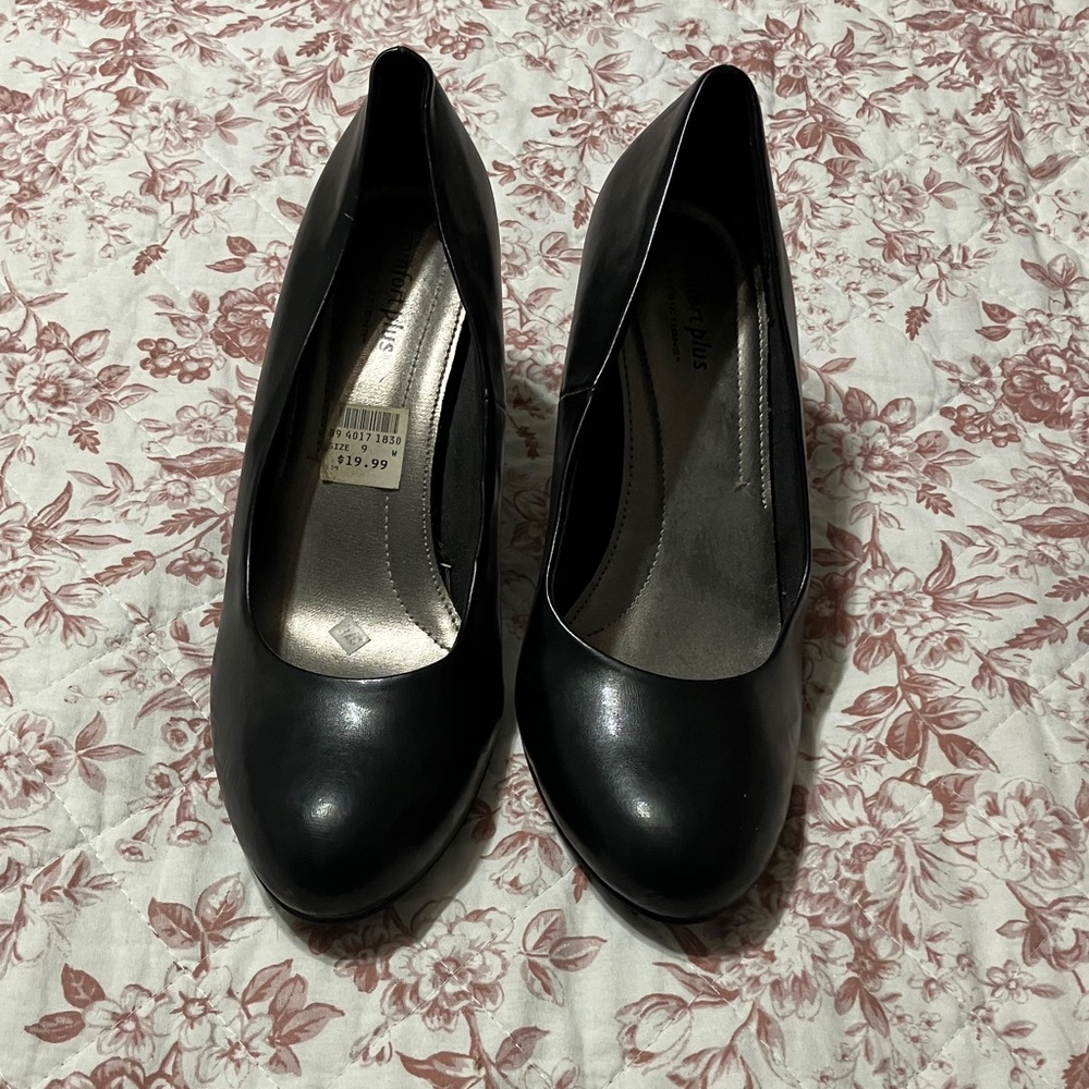 Comfort Plus by Predictions Black Heels